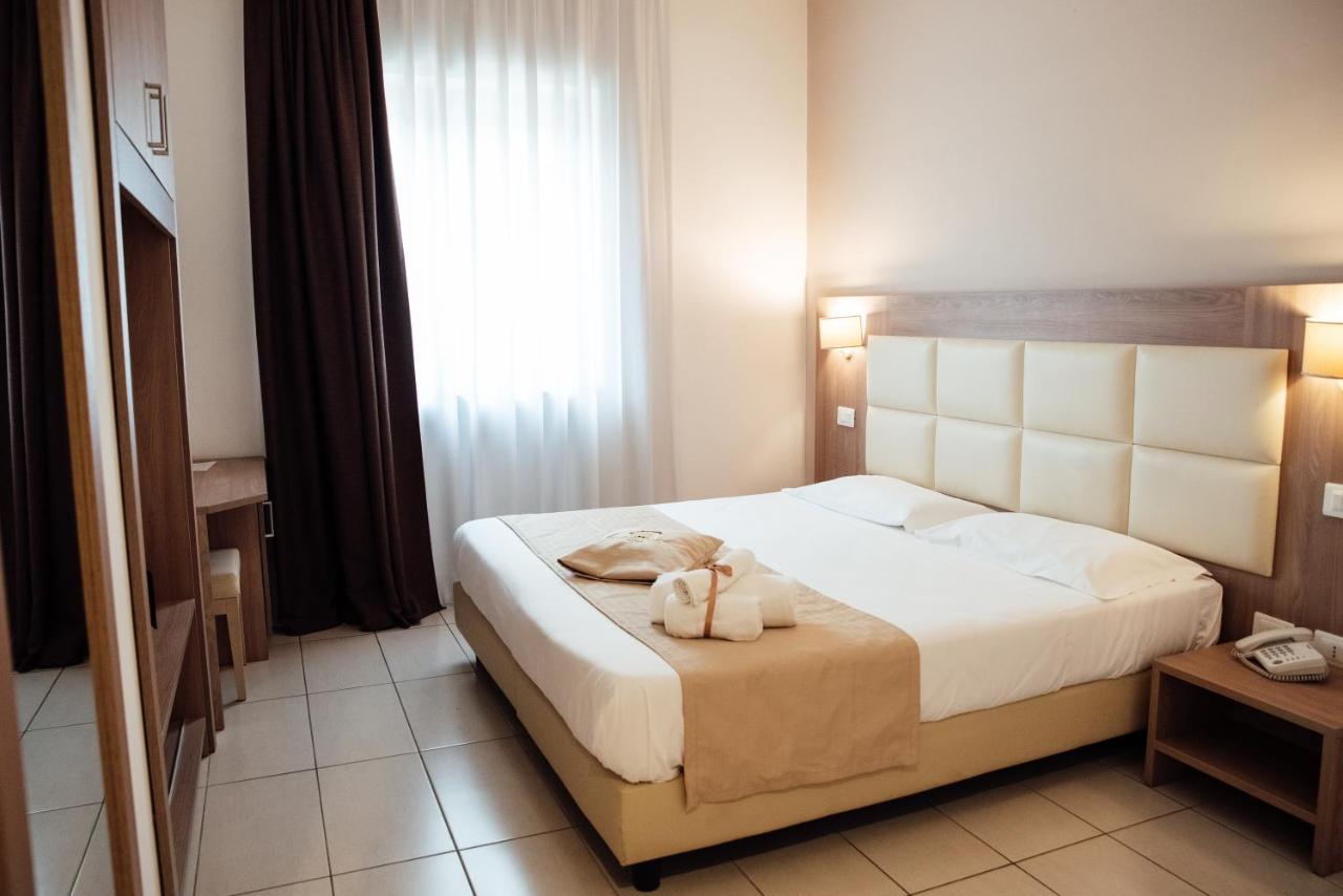 Hotel St. Giorgio Castel San Giorgio Zewnętrze zdjęcie